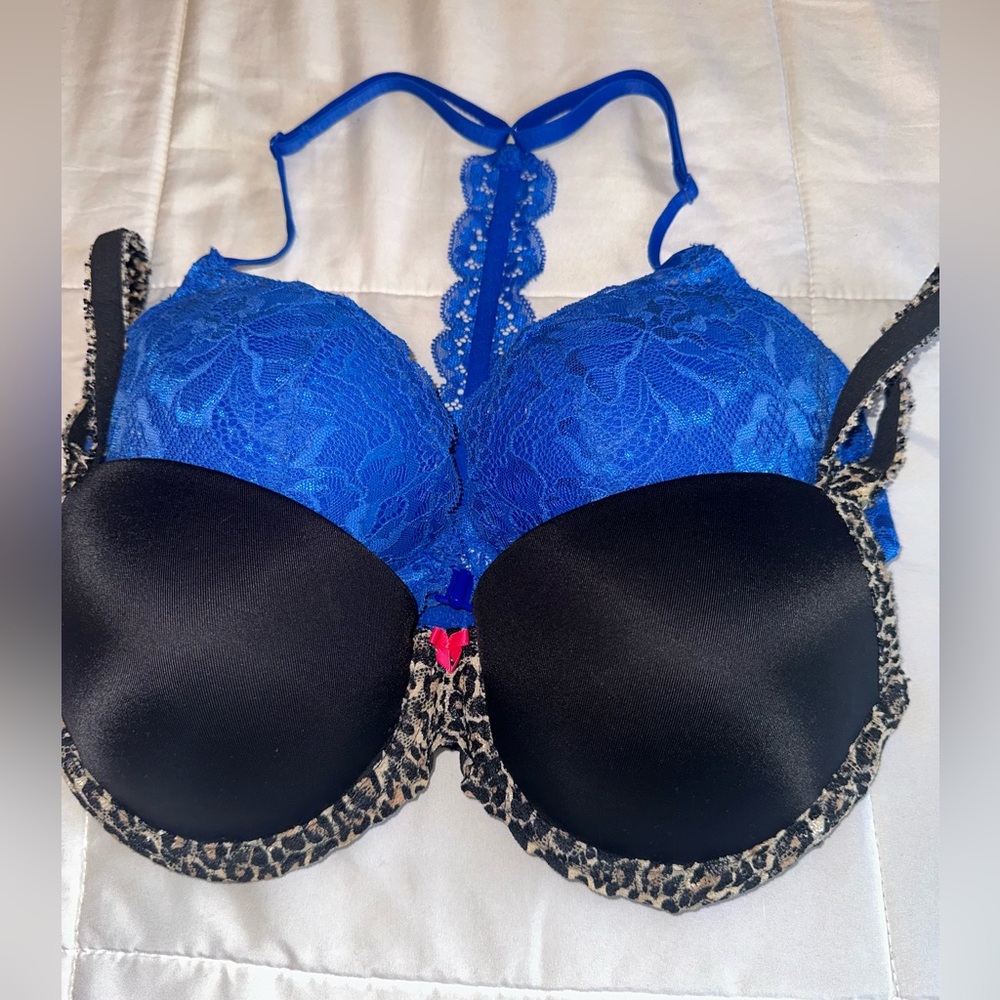 Bundle of two VS PINK Bras